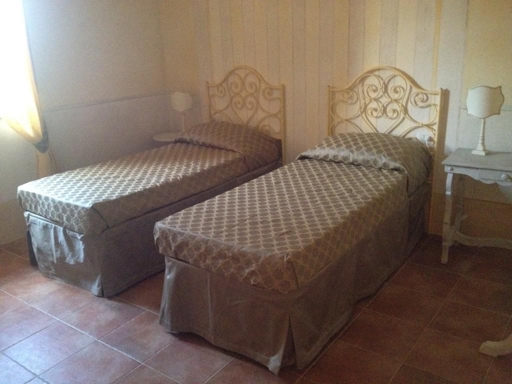 La Locanda Di Ortimino مونتيزبيرتولي الغرفة الصورة